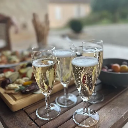 Domaine Lea Chanflaur - - La Maison Du Bonheur بيت للعطل Terraube